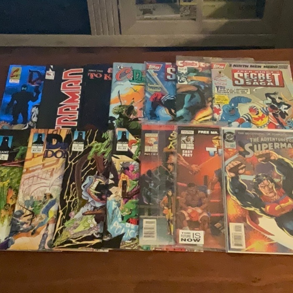 Bundle of 14 Various Comic Books
